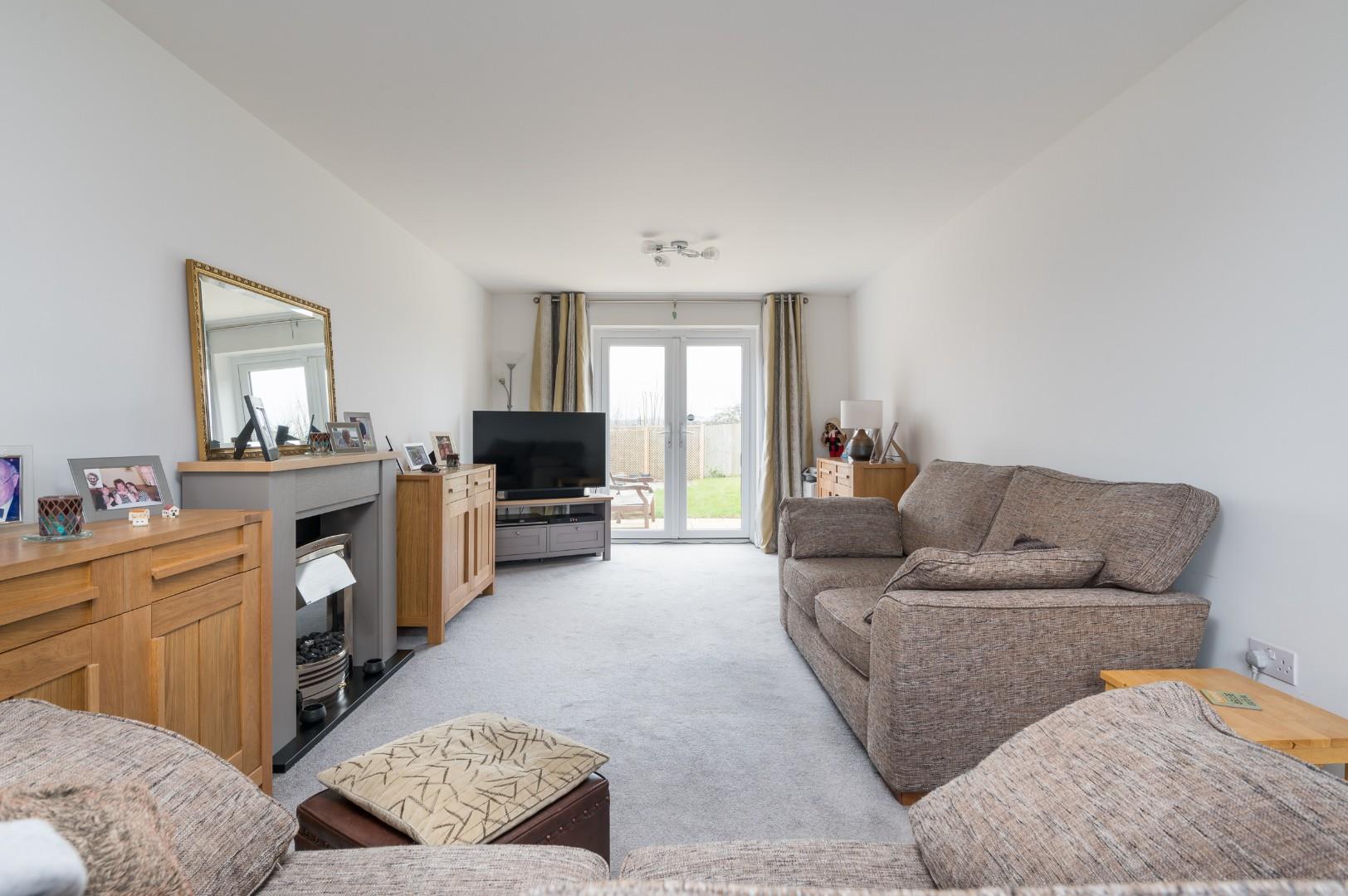 Cruickshank Mead, Leighton Buzzard Quarters Estate Agents